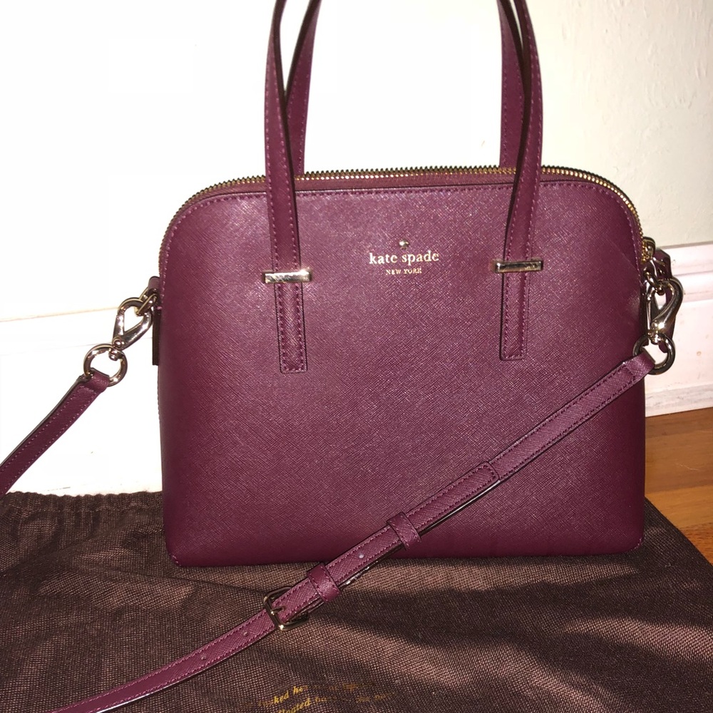 Kate Spade purse, new condition